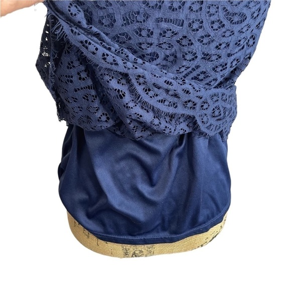 ROMEO and Juliet Lace Boho Tank Top Navy Keyhole Tassel Blouse - Picture 6 of 8